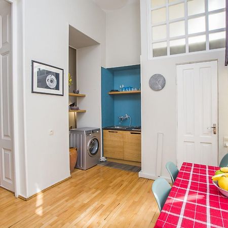 Charming 2Br Apartment In Old Tbilisi - By Wehost Tbilissi Extérieur photo