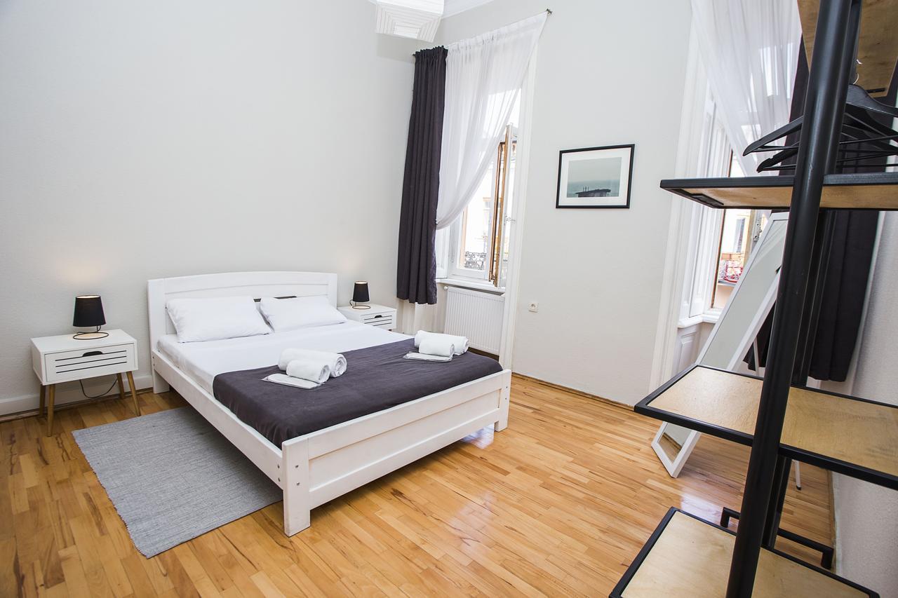 Charming 2Br Apartment In Old Tbilisi - By Wehost Tbilissi Extérieur photo