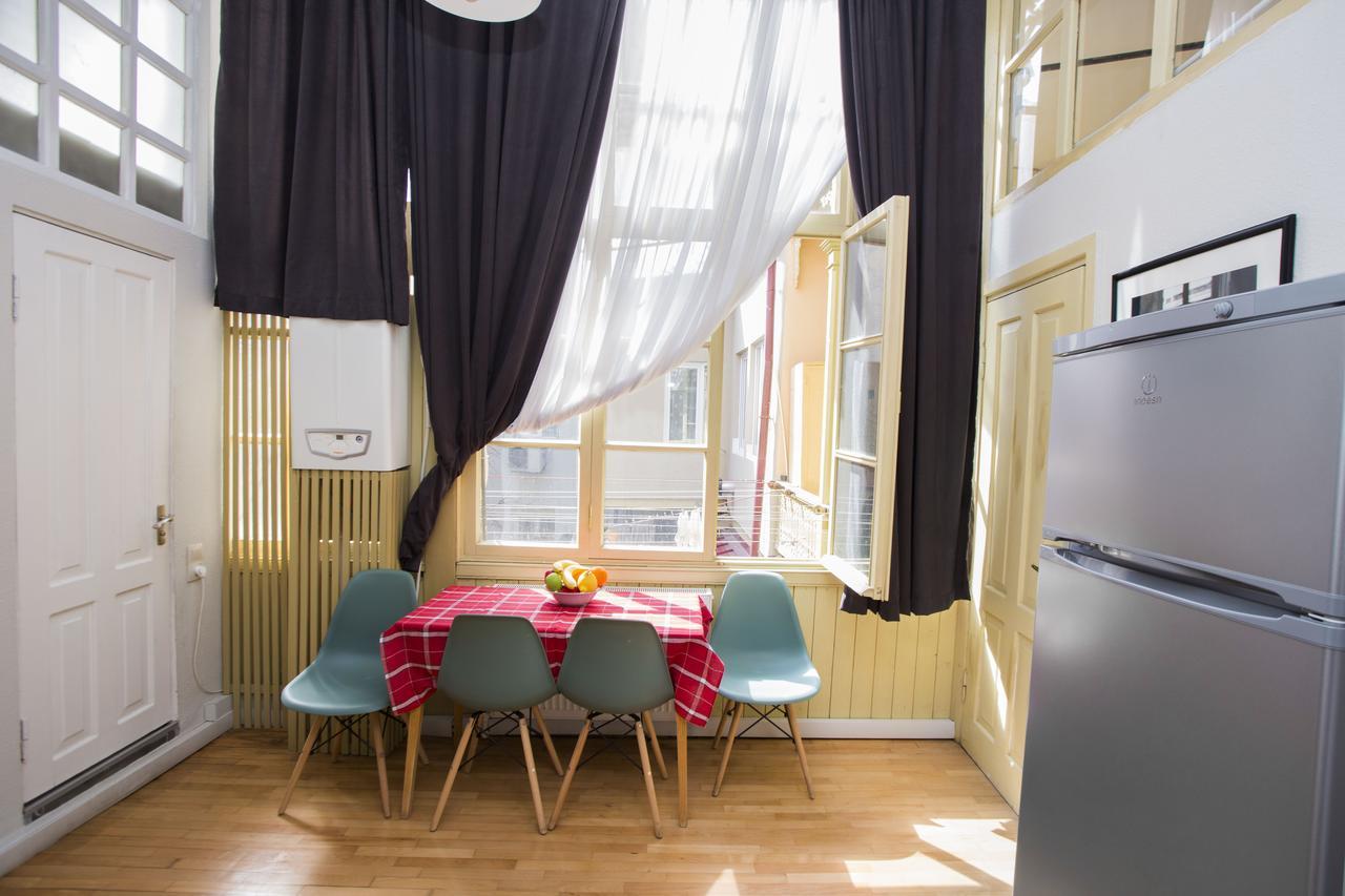Charming 2Br Apartment In Old Tbilisi - By Wehost Tbilissi Extérieur photo
