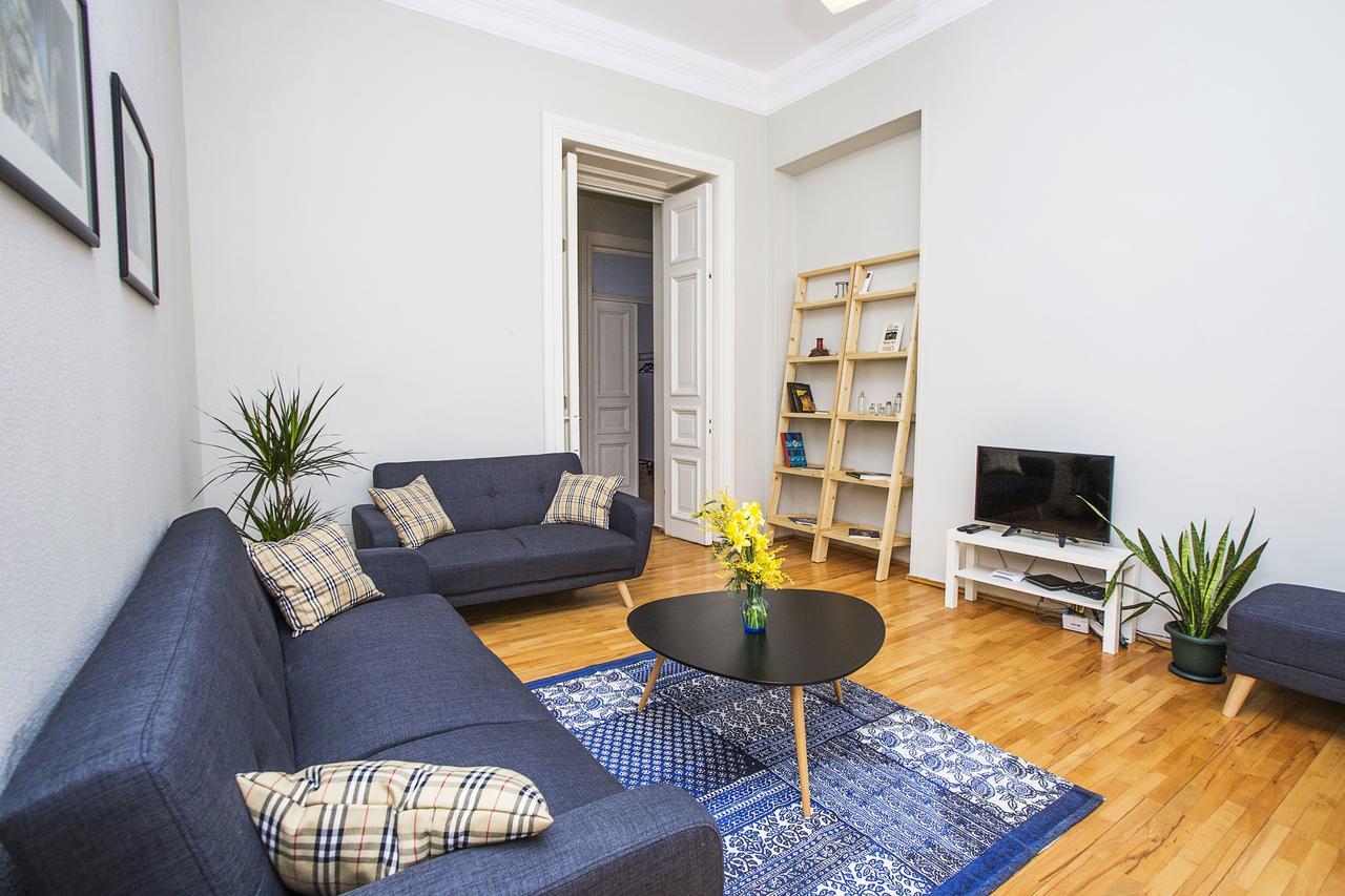 Charming 2Br Apartment In Old Tbilisi - By Wehost Tbilissi Extérieur photo