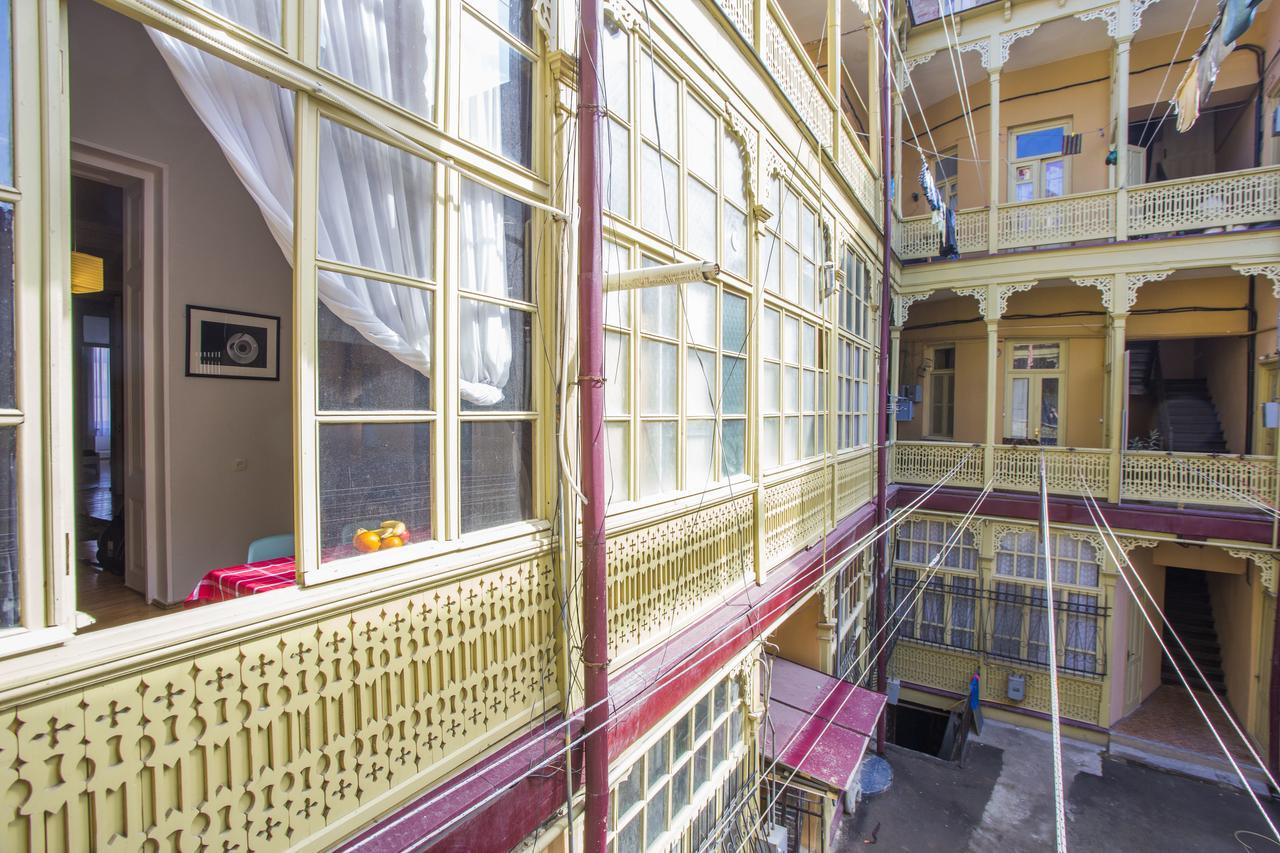 Charming 2Br Apartment In Old Tbilisi - By Wehost Tbilissi Extérieur photo